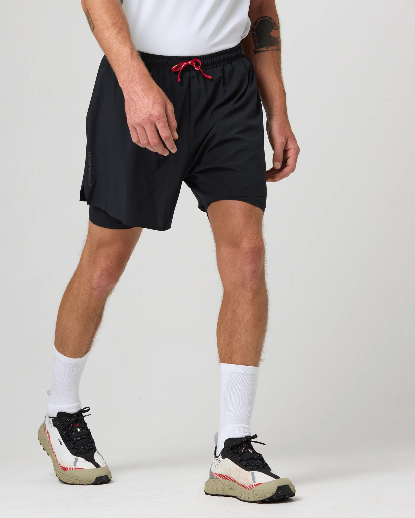 MAN 2-IN-1 SHORT ZEROWEIGHT