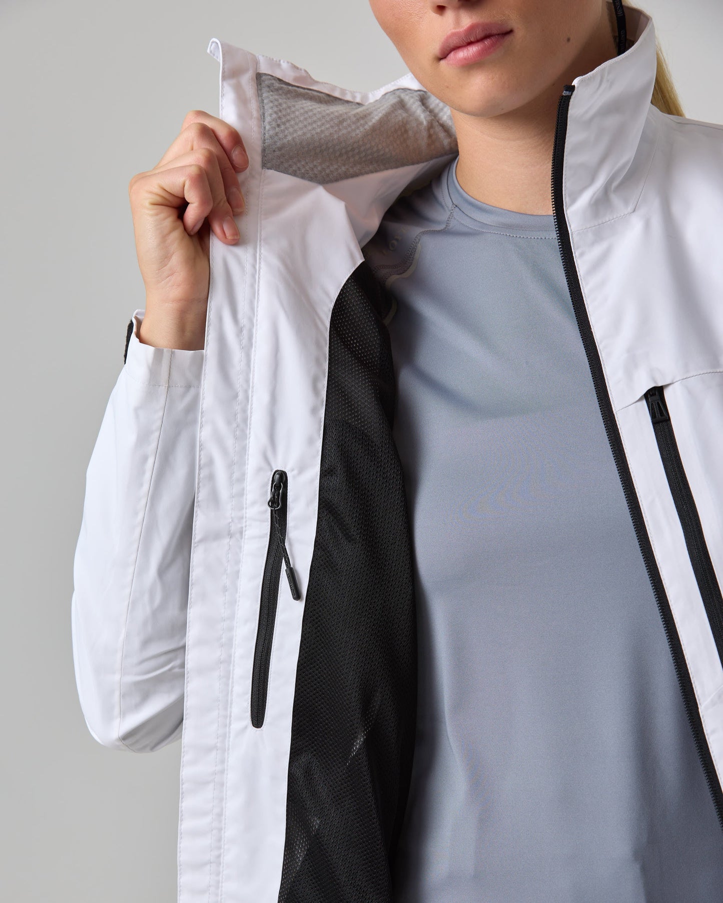 BREEZE JACKET WITH DRI SHELL WOMAN