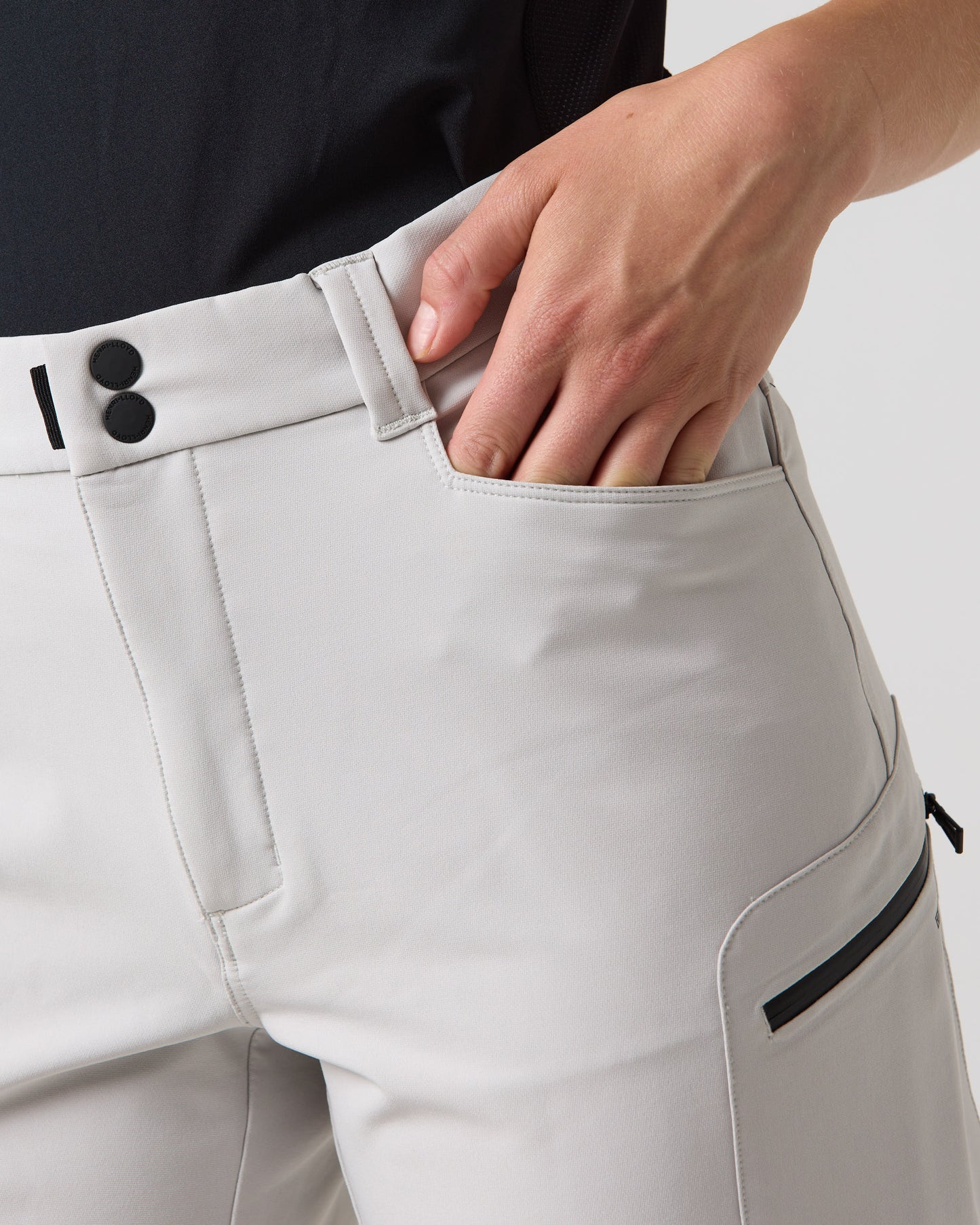 EXPLORER SHORTS WOMAN